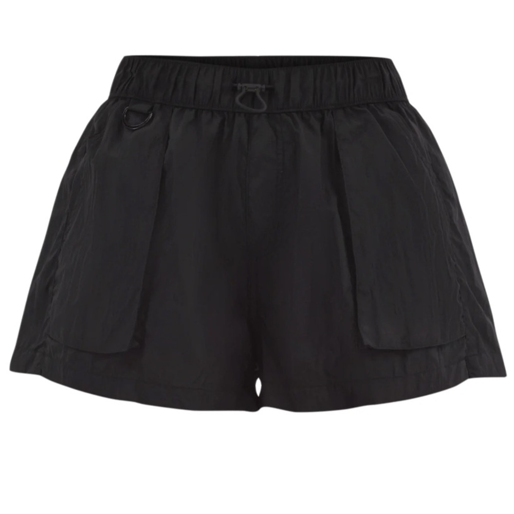 No Boundaries Women’s Black Bungee Shorts